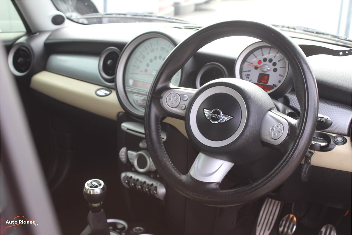 2009 MINI Cooper S R56