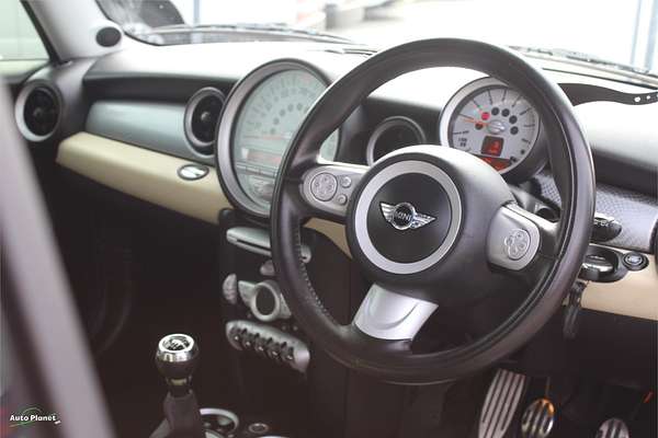 2009 MINI Cooper S R56