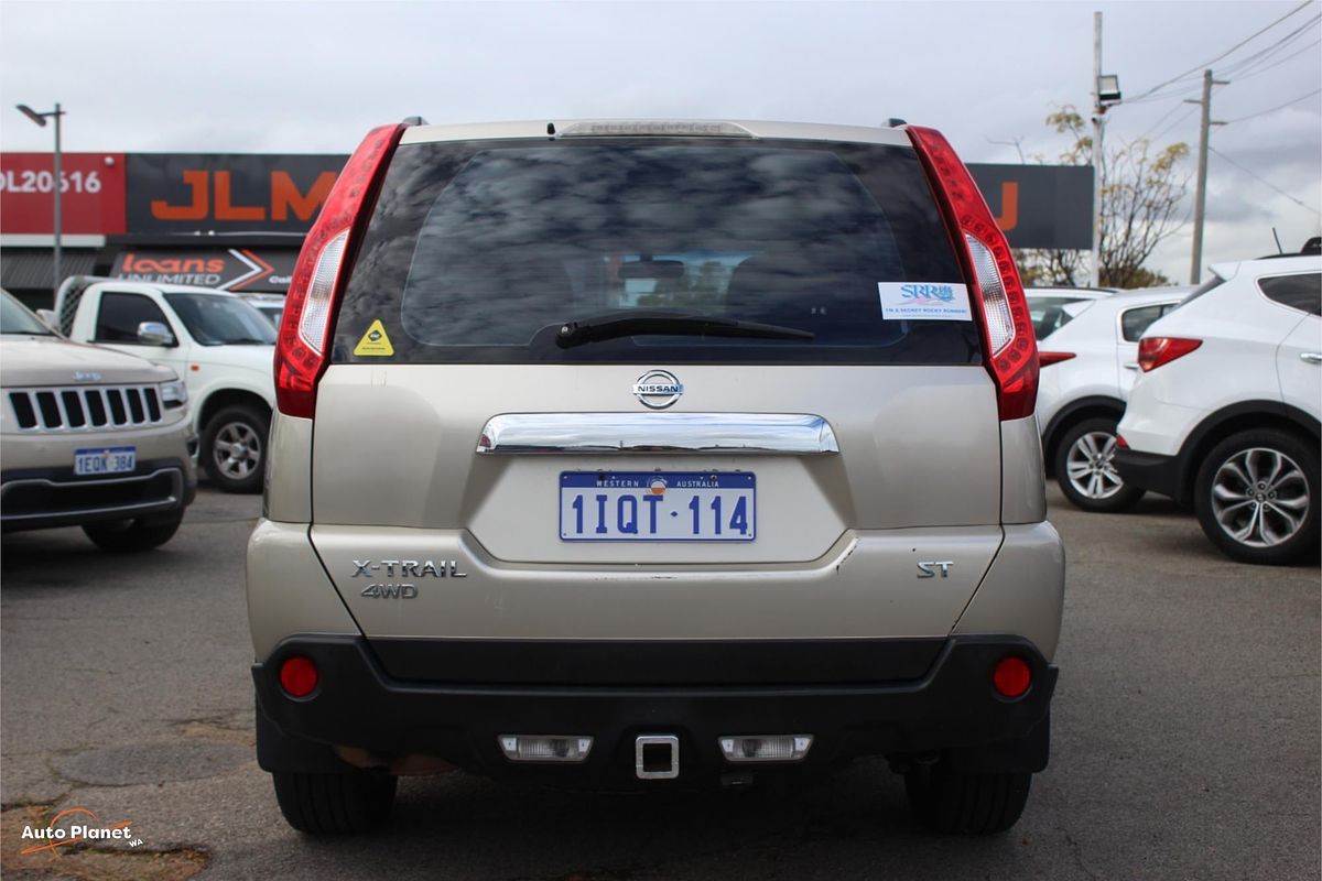 2011 Nissan X-TRAIL ST T31