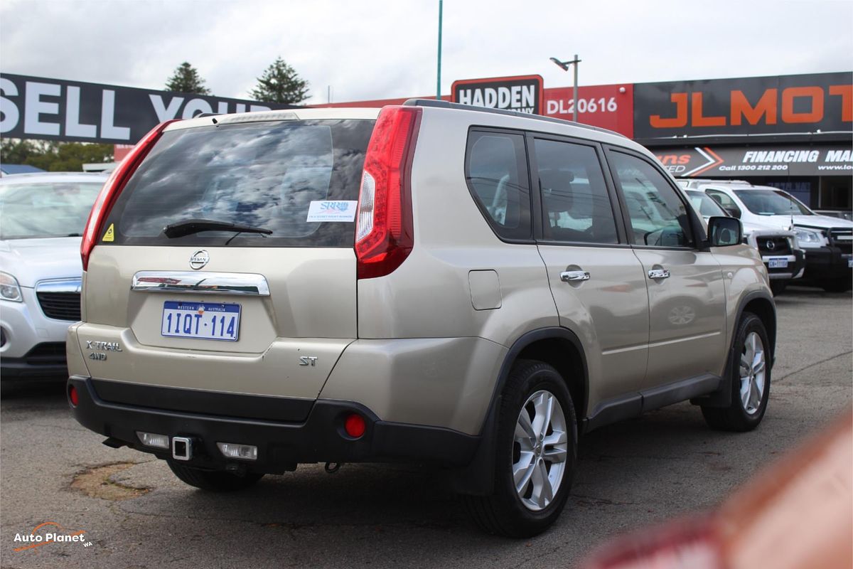 2011 Nissan X-TRAIL ST T31