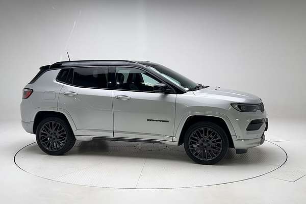 2022 Jeep Compass S-Limited M6