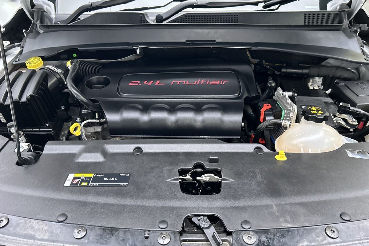 2022 Jeep Compass S-Limited M6