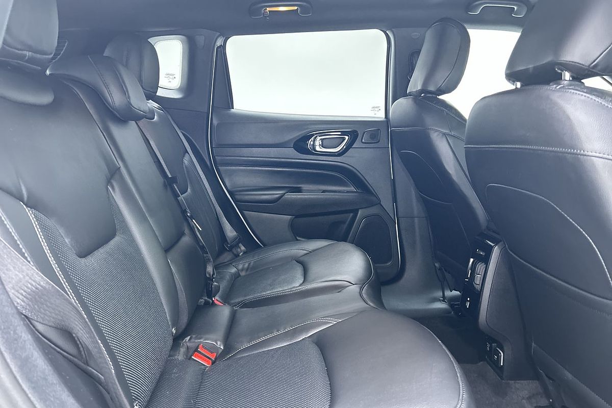 2022 Jeep Compass S-Limited M6