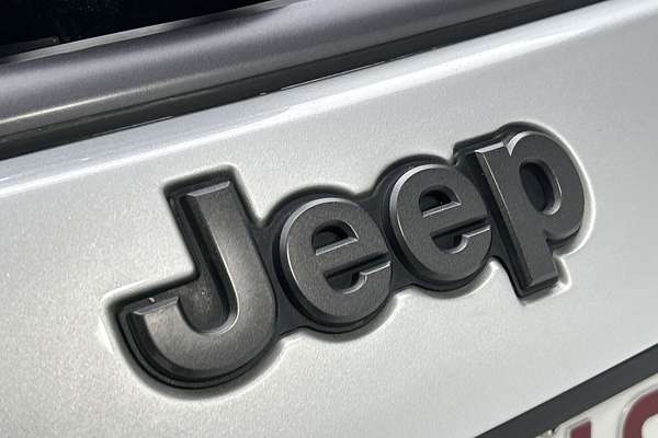 2022 Jeep Compass S-Limited M6