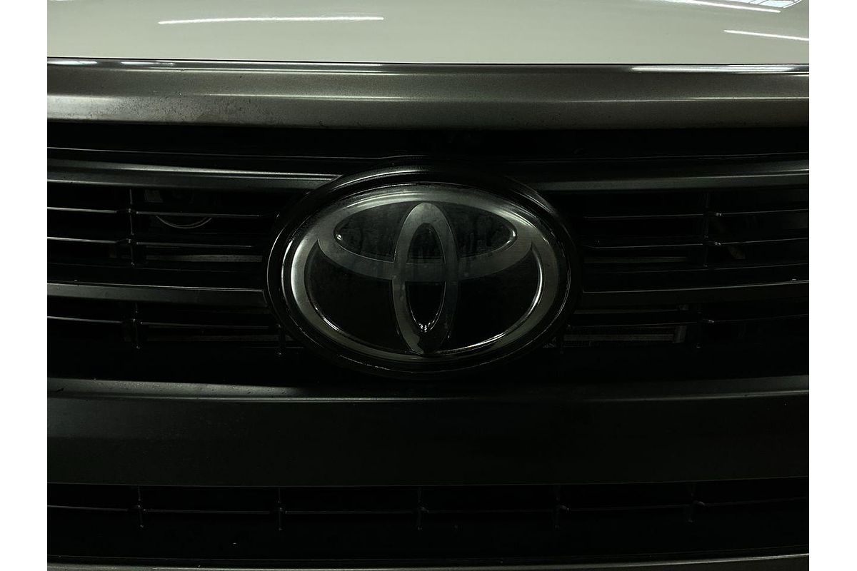 2020 Toyota Hilux SR GUN126R 4X4