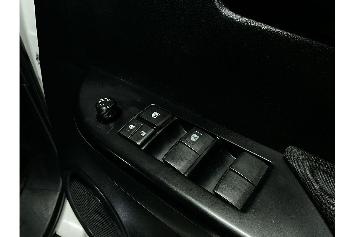 2020 Toyota Hilux SR GUN126R 4X4