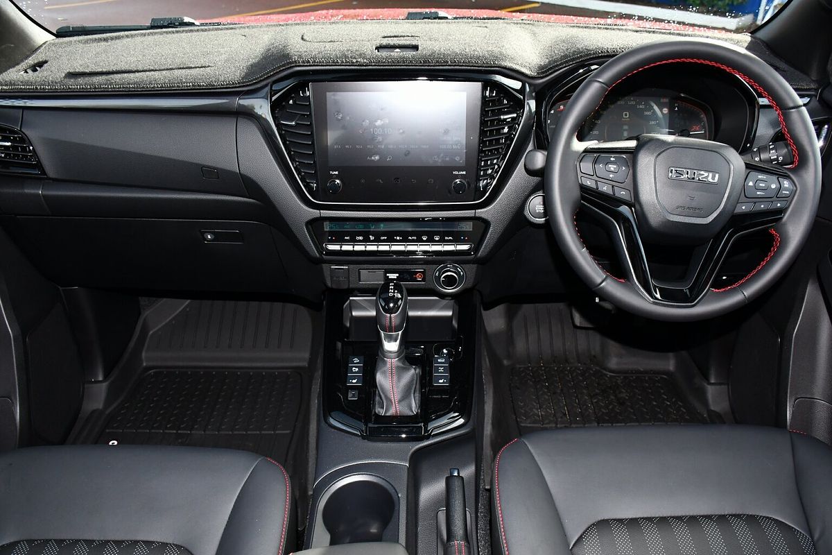 2025 Isuzu D-MAX X-TERRAIN 4X4