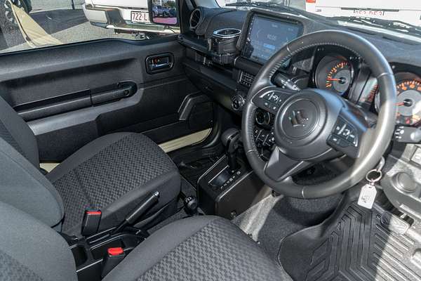 2022 Suzuki Jimny GLX GJ