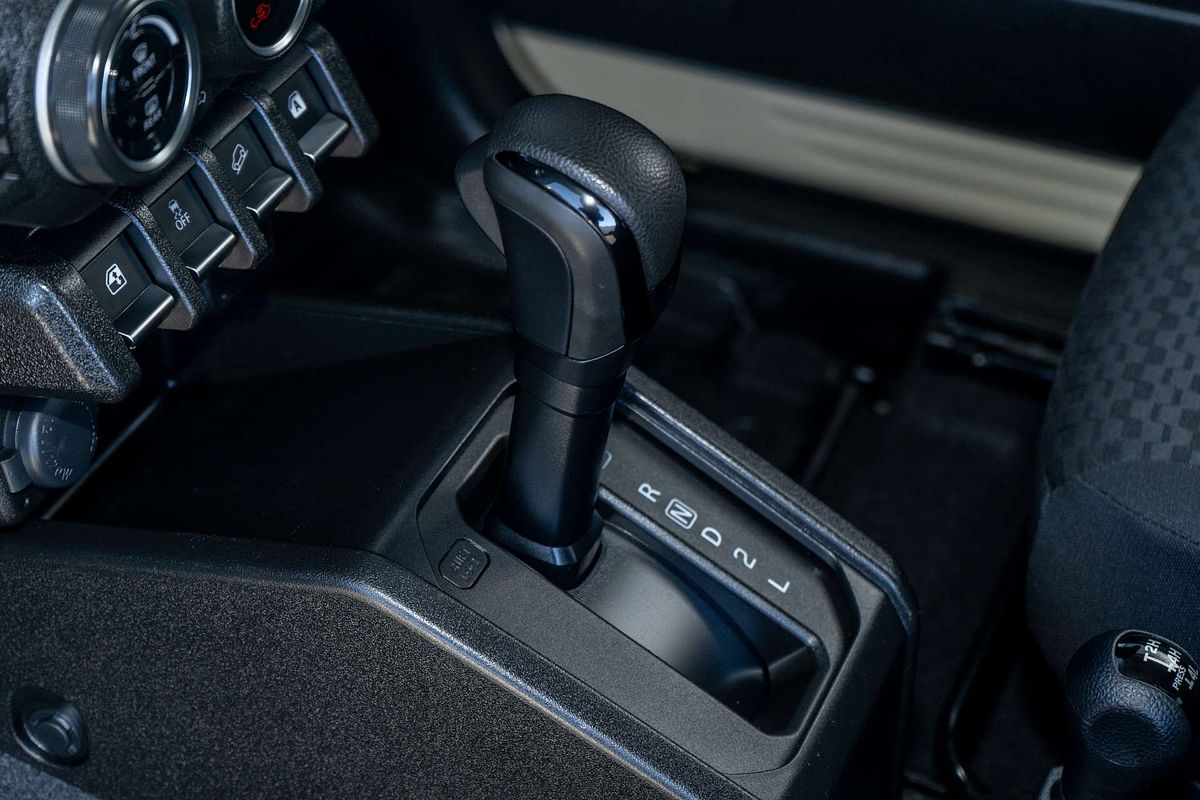 2022 Suzuki Jimny GLX GJ