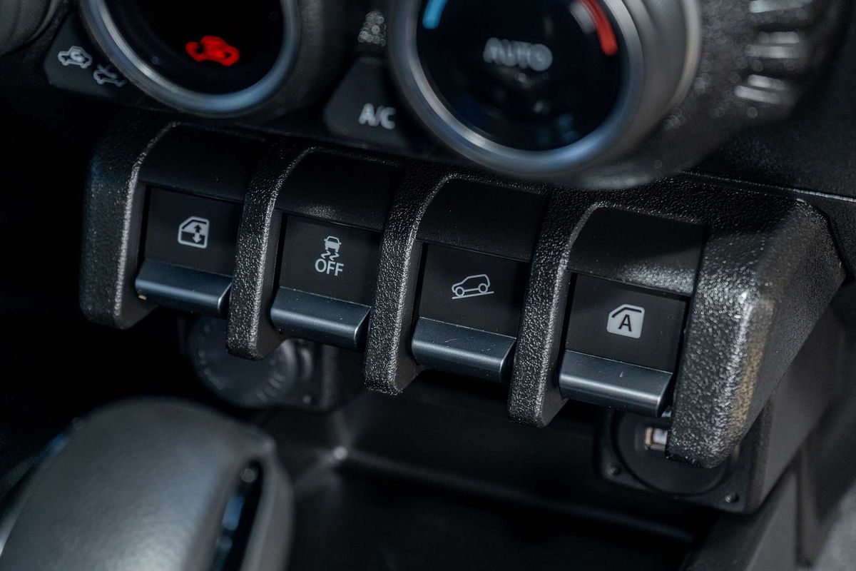 2022 Suzuki Jimny GLX GJ