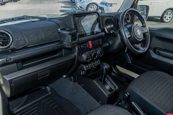 2022 Suzuki Jimny GLX GJ