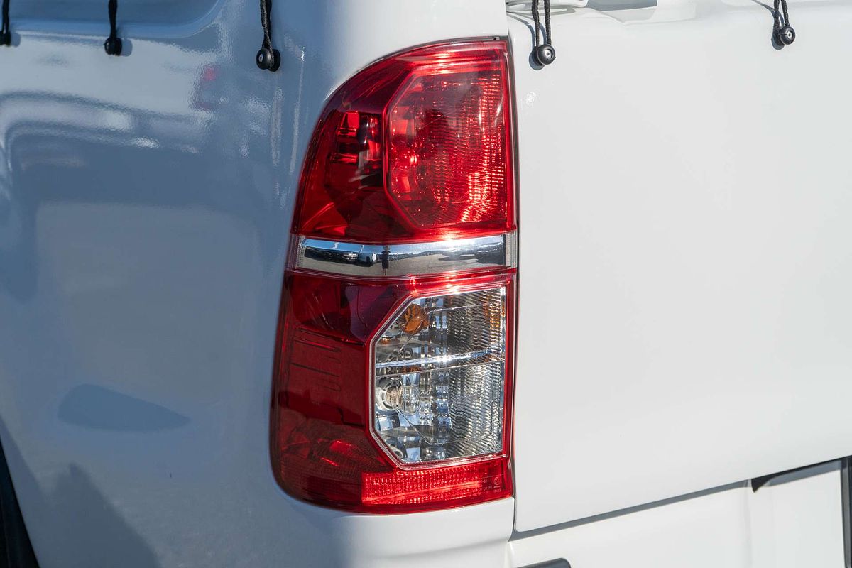 2013 Toyota Hilux SR KUN16R Rear Wheel Drive