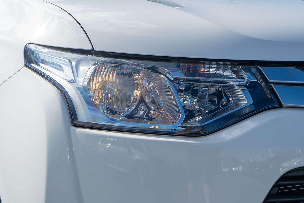 2014 Mitsubishi Outlander LS ZJ