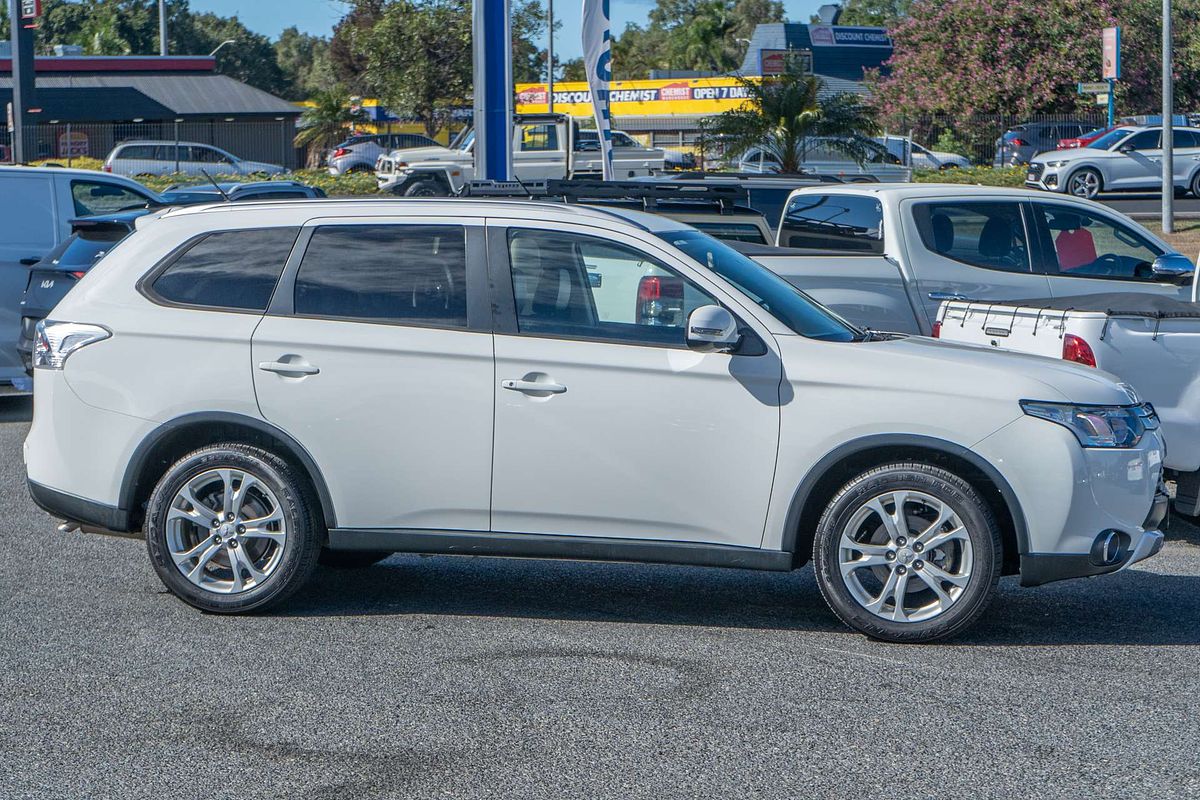 2014 Mitsubishi Outlander LS ZJ