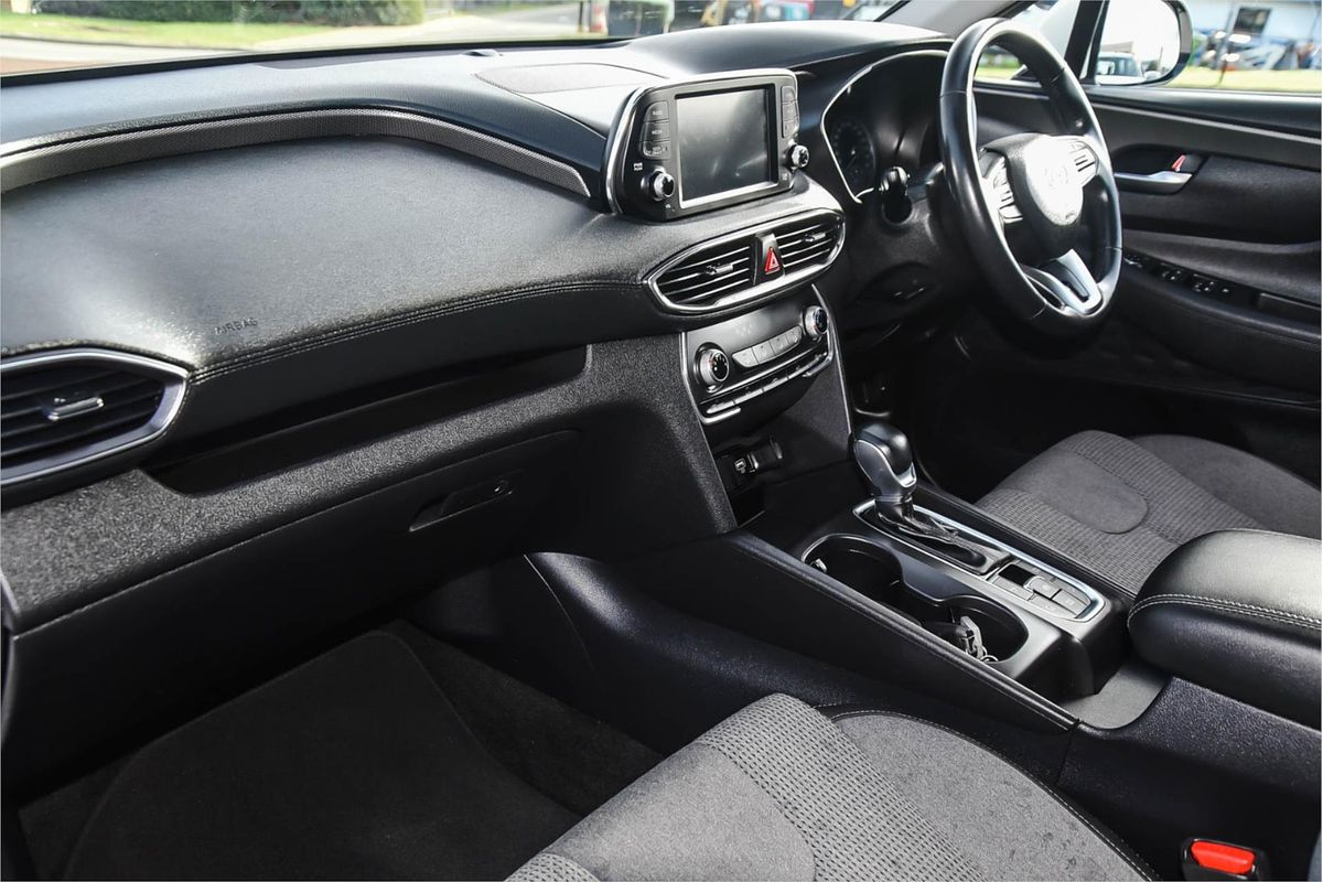 2020 Hyundai Santa Fe Active TM.2
