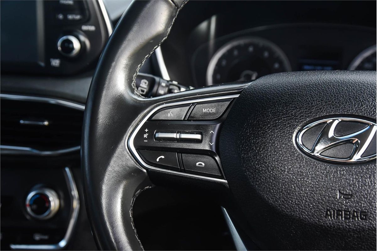2020 Hyundai Santa Fe Active TM.2
