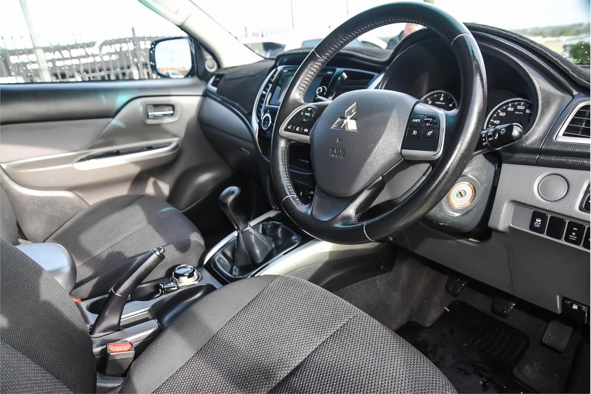 2015 Mitsubishi Triton GLS MQ 4X4