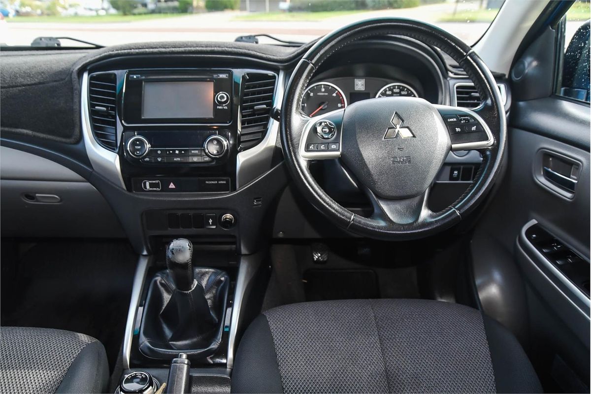 2015 Mitsubishi Triton GLS MQ 4X4