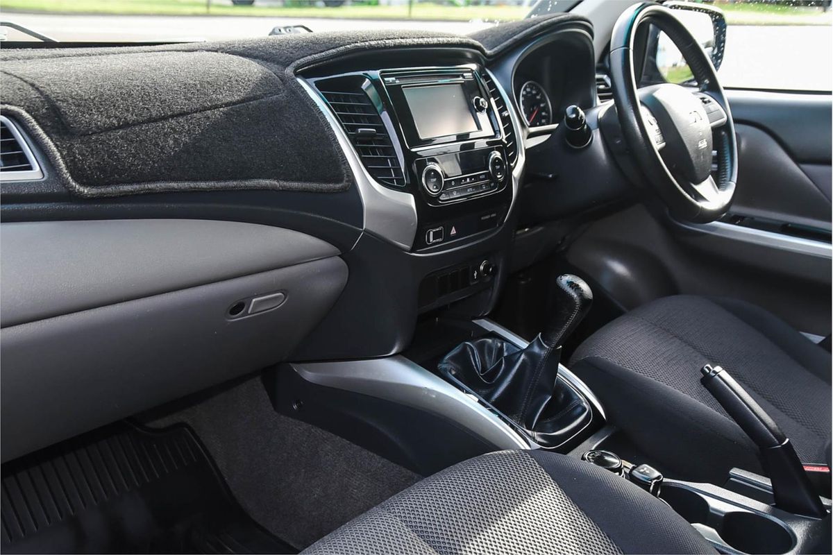 2015 Mitsubishi Triton GLS MQ 4X4