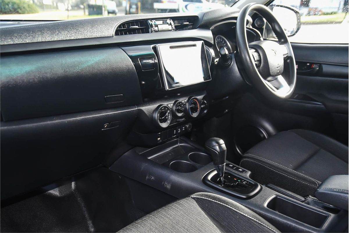 2019 Toyota Hilux SR GUN126R 4X4