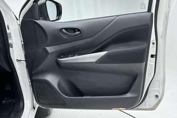2021 Nissan Navara SL D23 Rear Wheel Drive