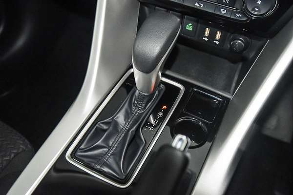 2023 Mitsubishi Eclipse Cross ES YB