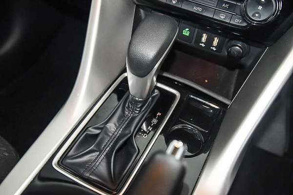 2024 Mitsubishi Eclipse Cross ES YB