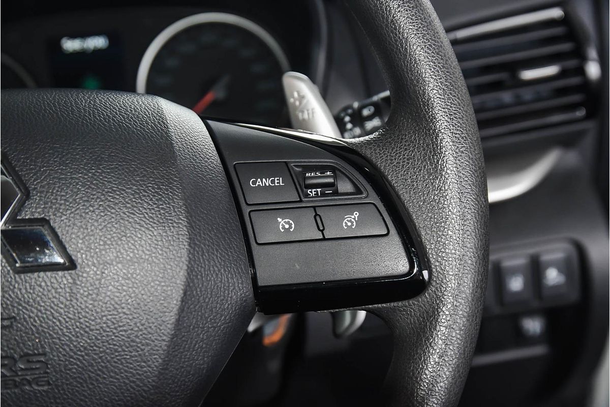 2024 Mitsubishi Eclipse Cross ES YB
