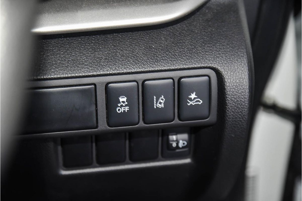 2024 Mitsubishi Eclipse Cross ES YB