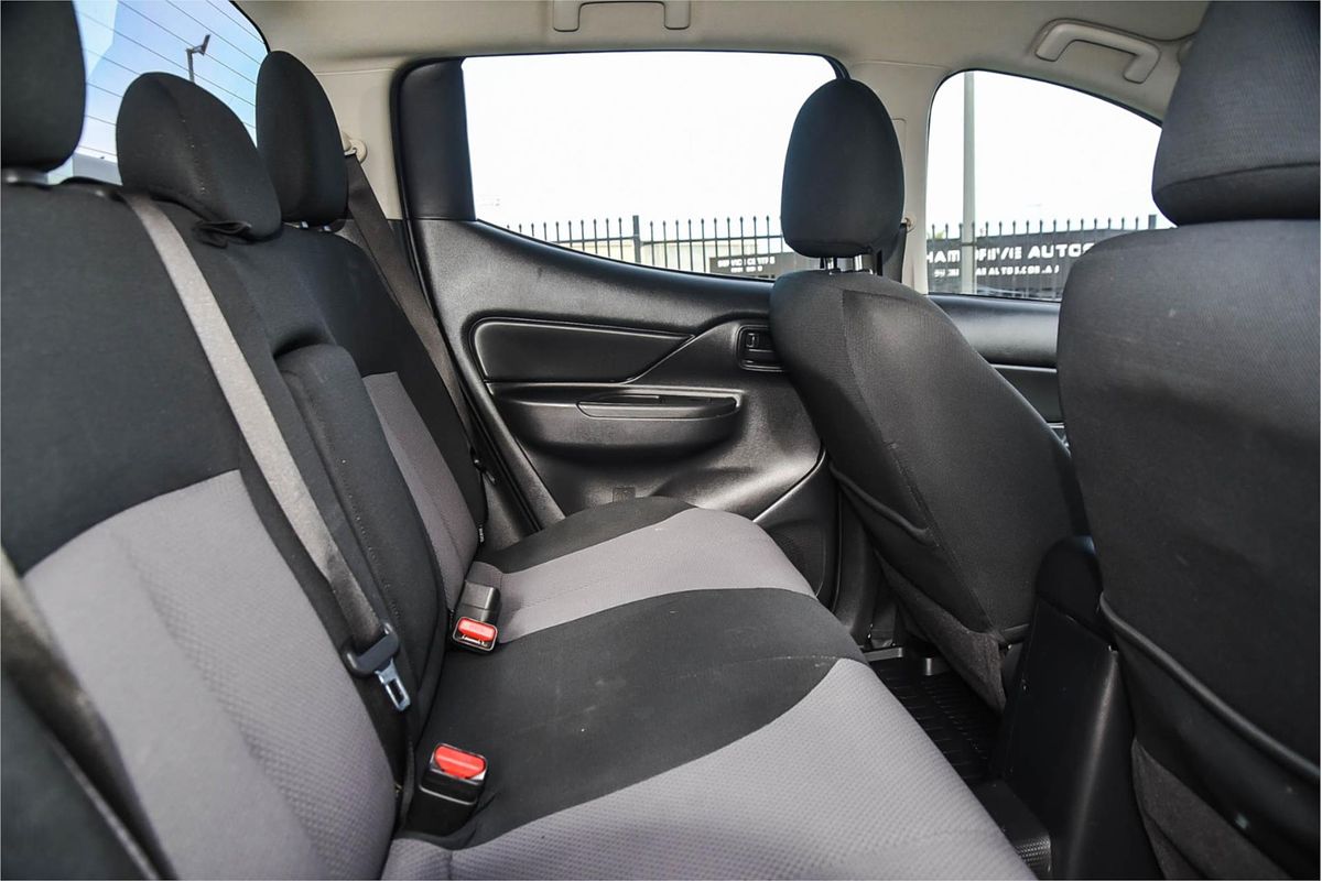2021 Mitsubishi Triton GLX MR 4X4