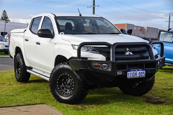 2021 Mitsubishi Triton GLX MR 4X4