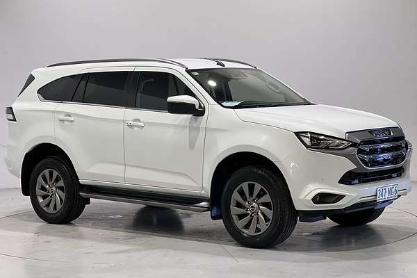 2022 Isuzu MU-X LS-U