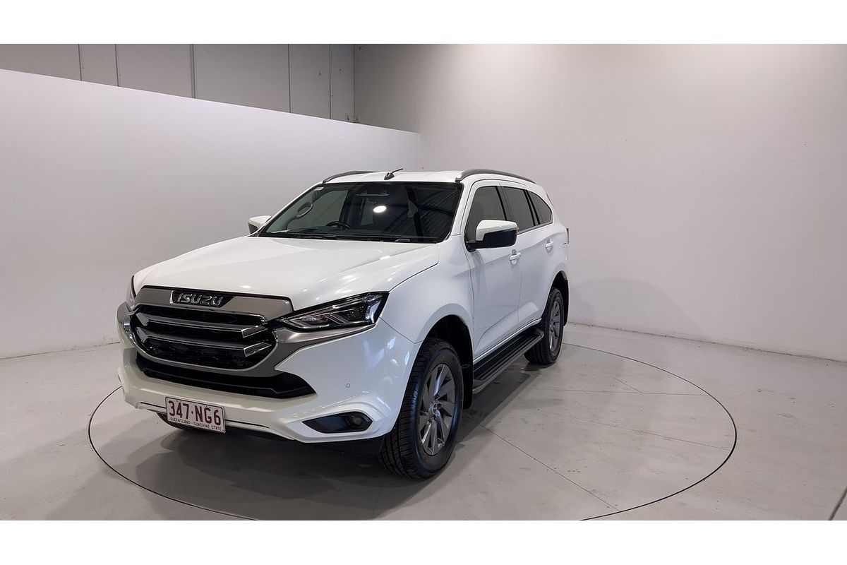 2022 Isuzu MU-X LS-U