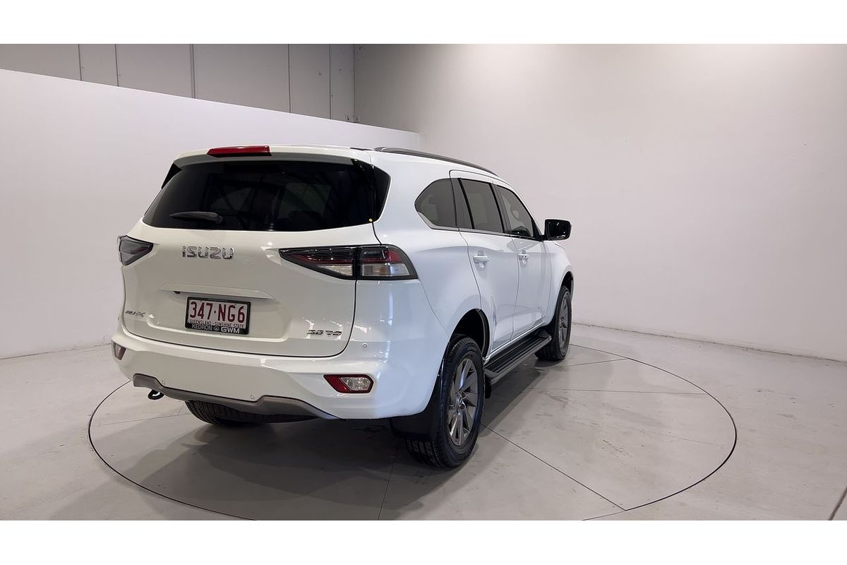 2022 Isuzu MU-X LS-U