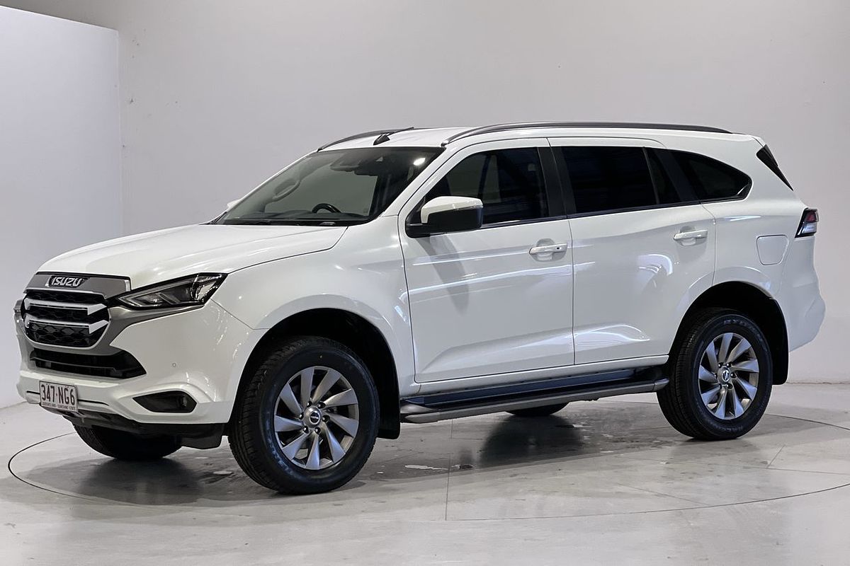 2022 Isuzu MU-X LS-U