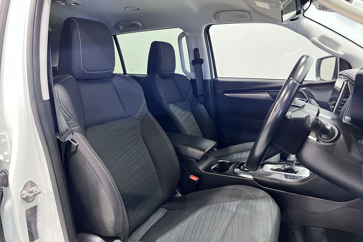 2022 Isuzu MU-X LS-U