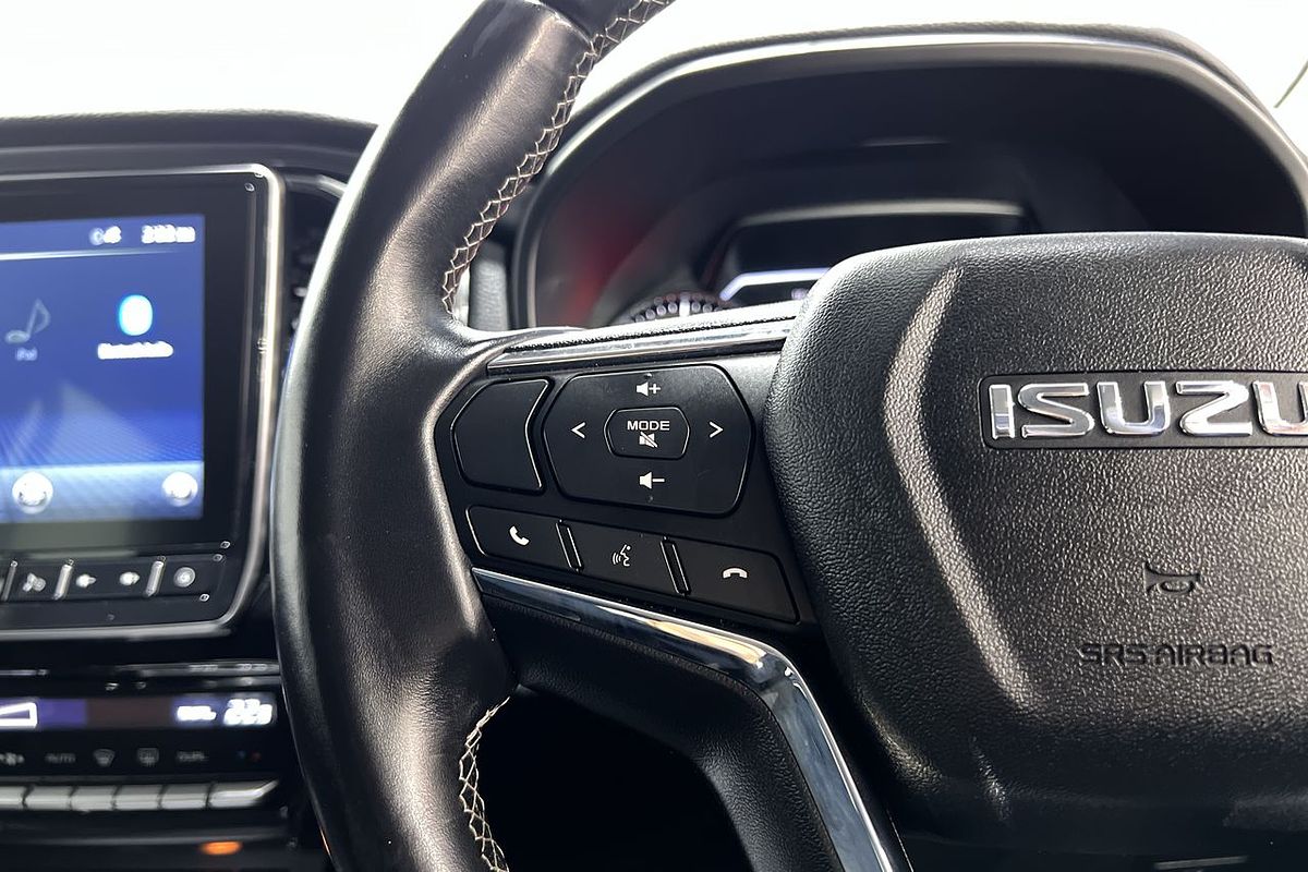 2022 Isuzu MU-X LS-U