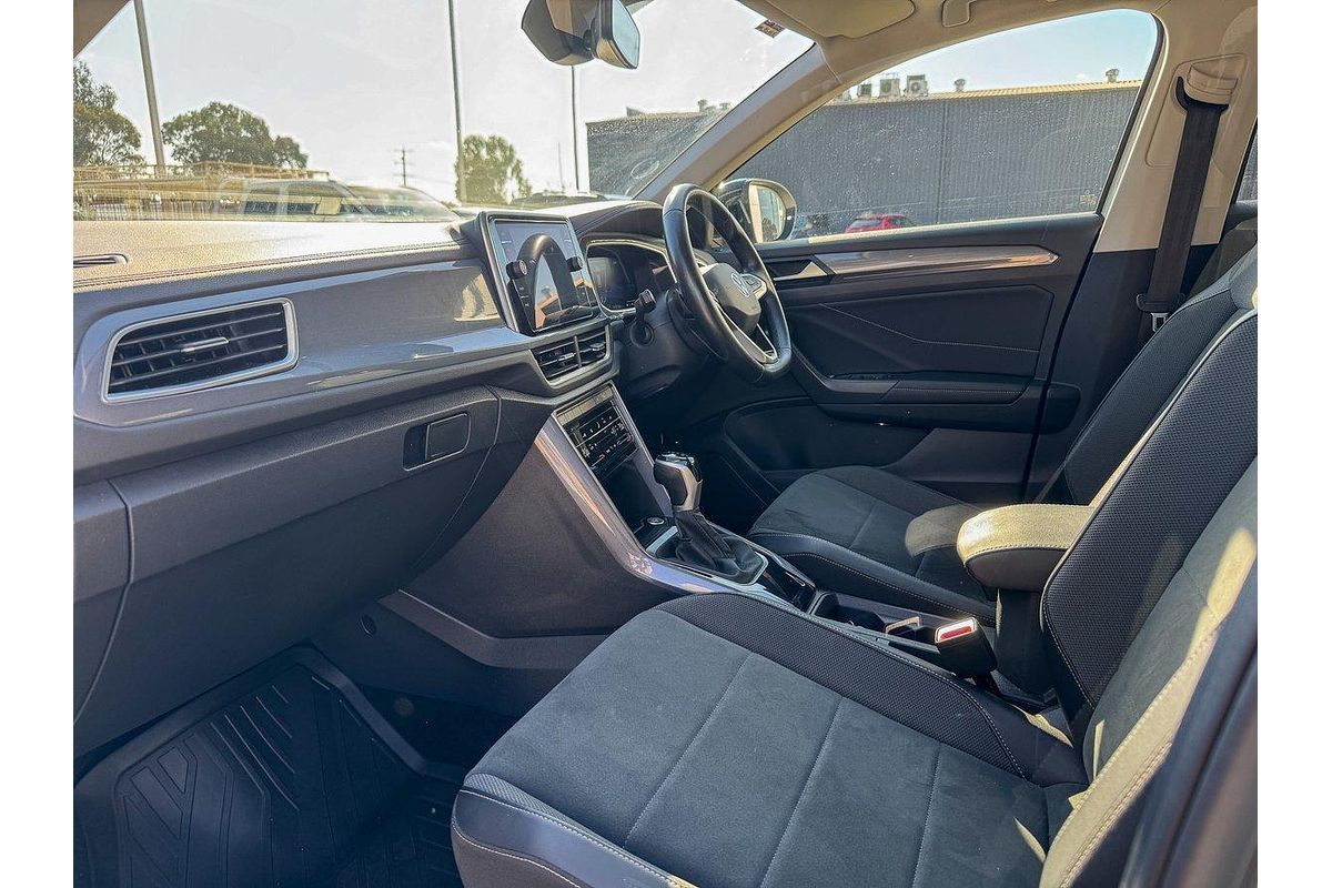 2022 Volkswagen T-Roc 110TSI Style D11