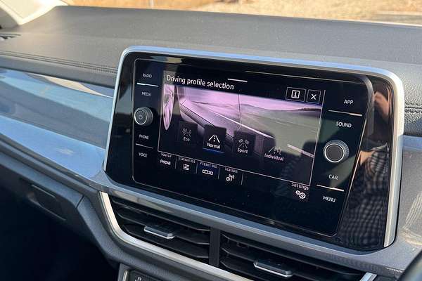 2022 Volkswagen T-Roc 110TSI Style D11
