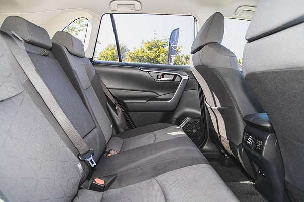 2021 Toyota RAV4 GXL AXAH54R