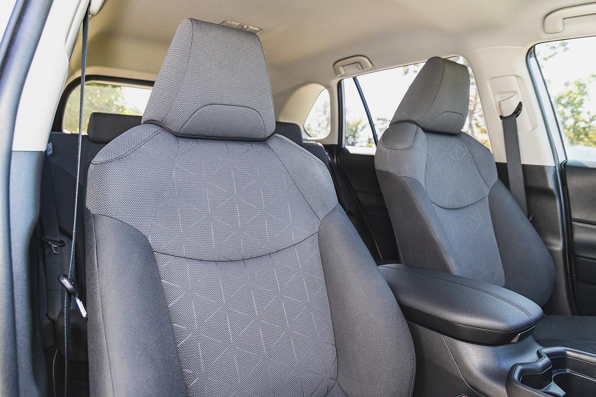 2021 Toyota RAV4 GXL AXAH54R