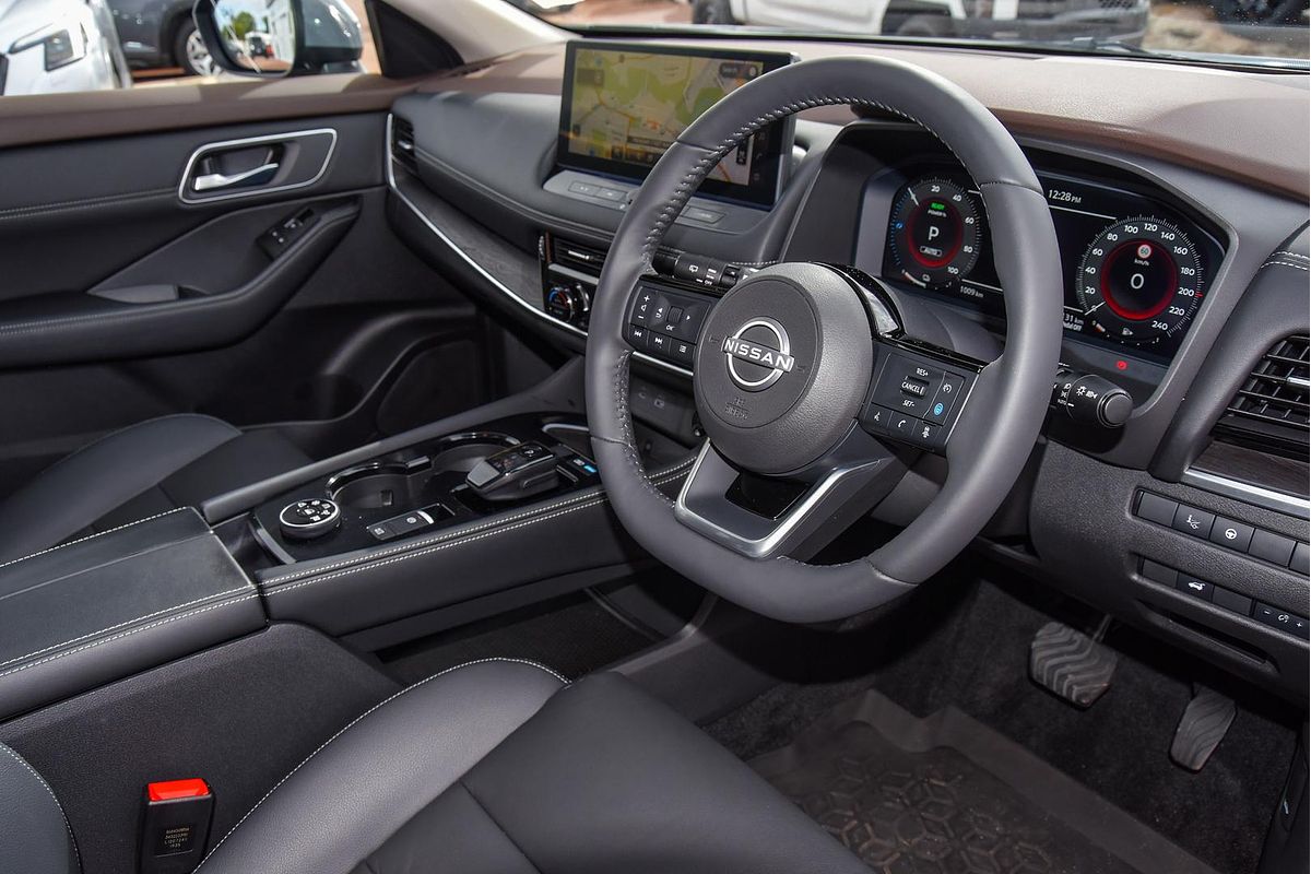 2025 Nissan X-TRAIL Ti e-POWER T33