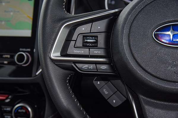 2024 Subaru Forester 2.5i Premium S5