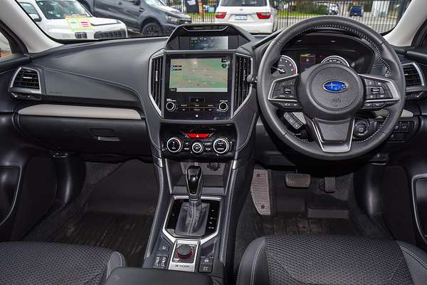 2024 Subaru Forester 2.5i Premium S5