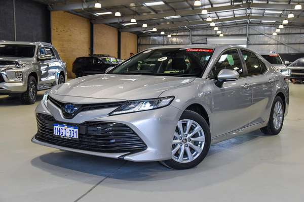 2020 Toyota Camry Ascent AXVH70R