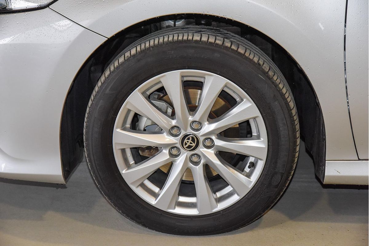 2020 Toyota Camry Ascent AXVH70R