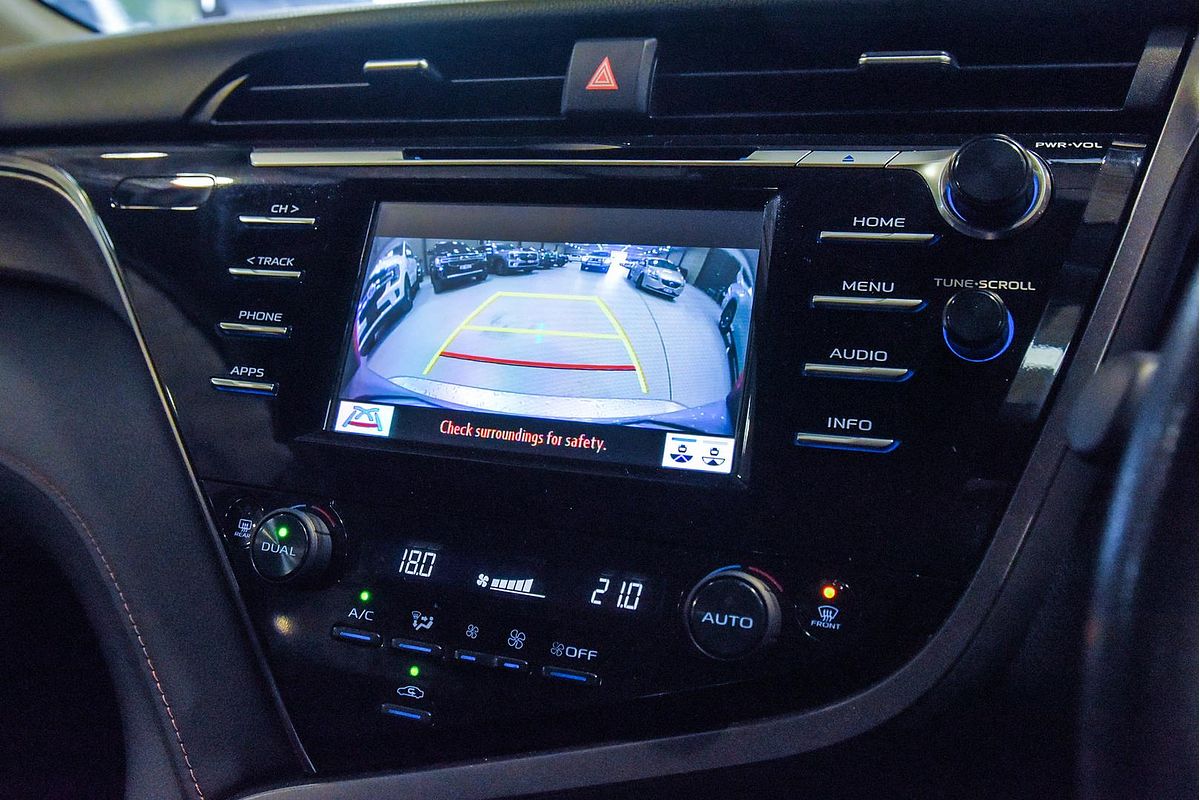 2020 Toyota Camry Ascent AXVH70R