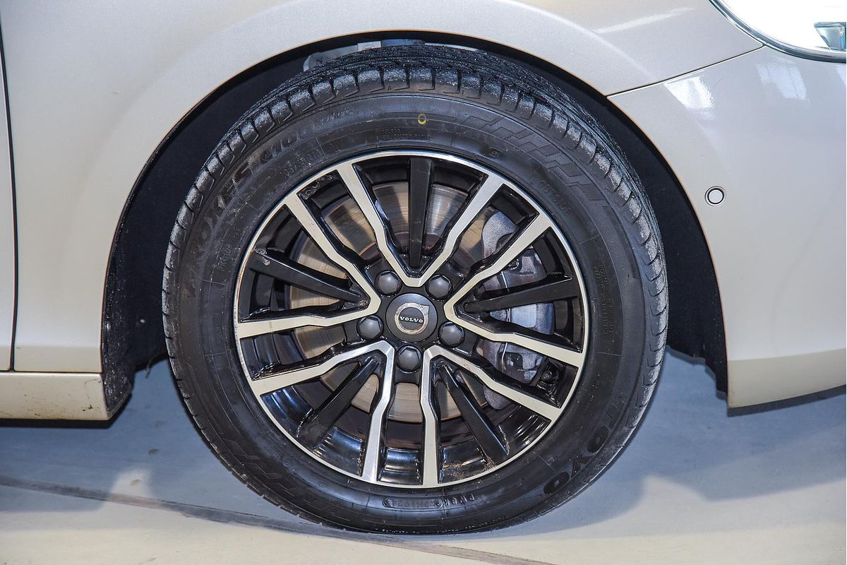 2018 Volvo V40 D2 Momentum