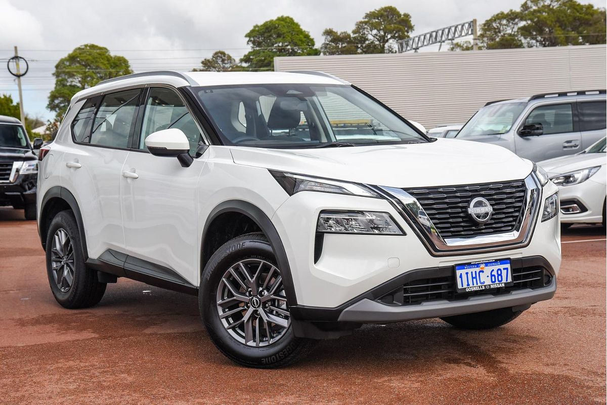 2024 Nissan X-TRAIL ST T33