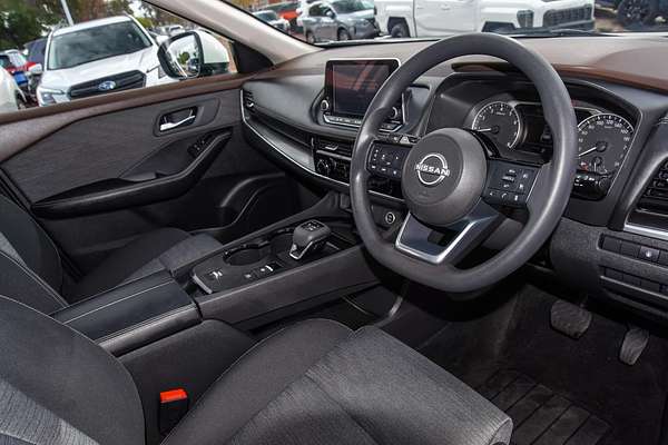 2024 Nissan X-TRAIL ST T33